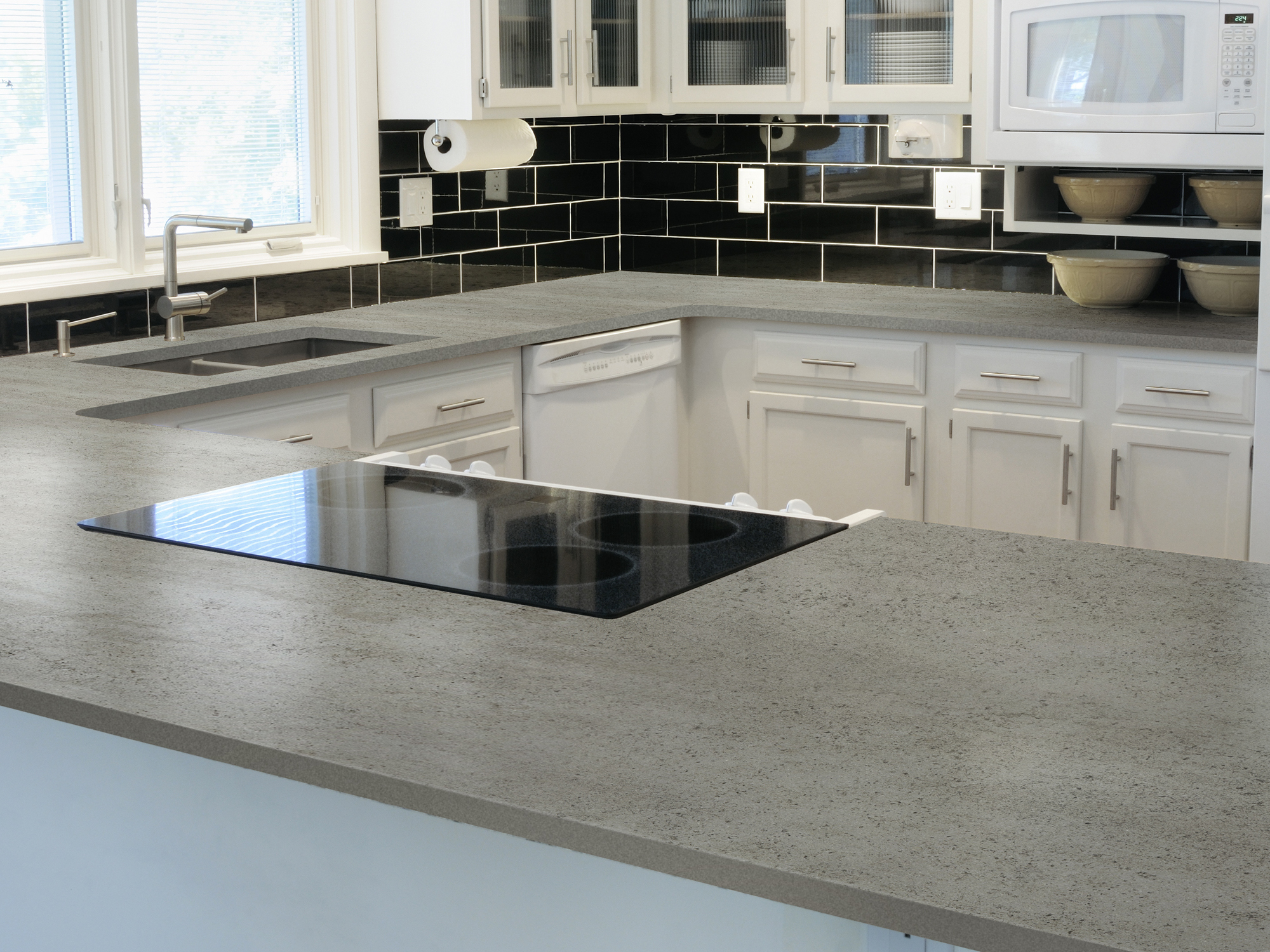 Ultra resistive porcelain countertops